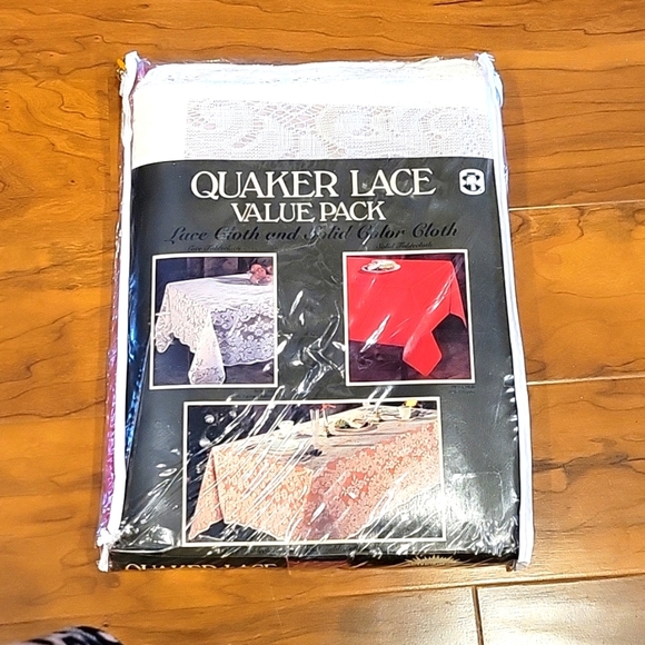 QUAKER LACE VALUE PACK Lace Cloth and Solid Red 58x78 Oblong VINTAGE New in Pack - Picture 1 of 6